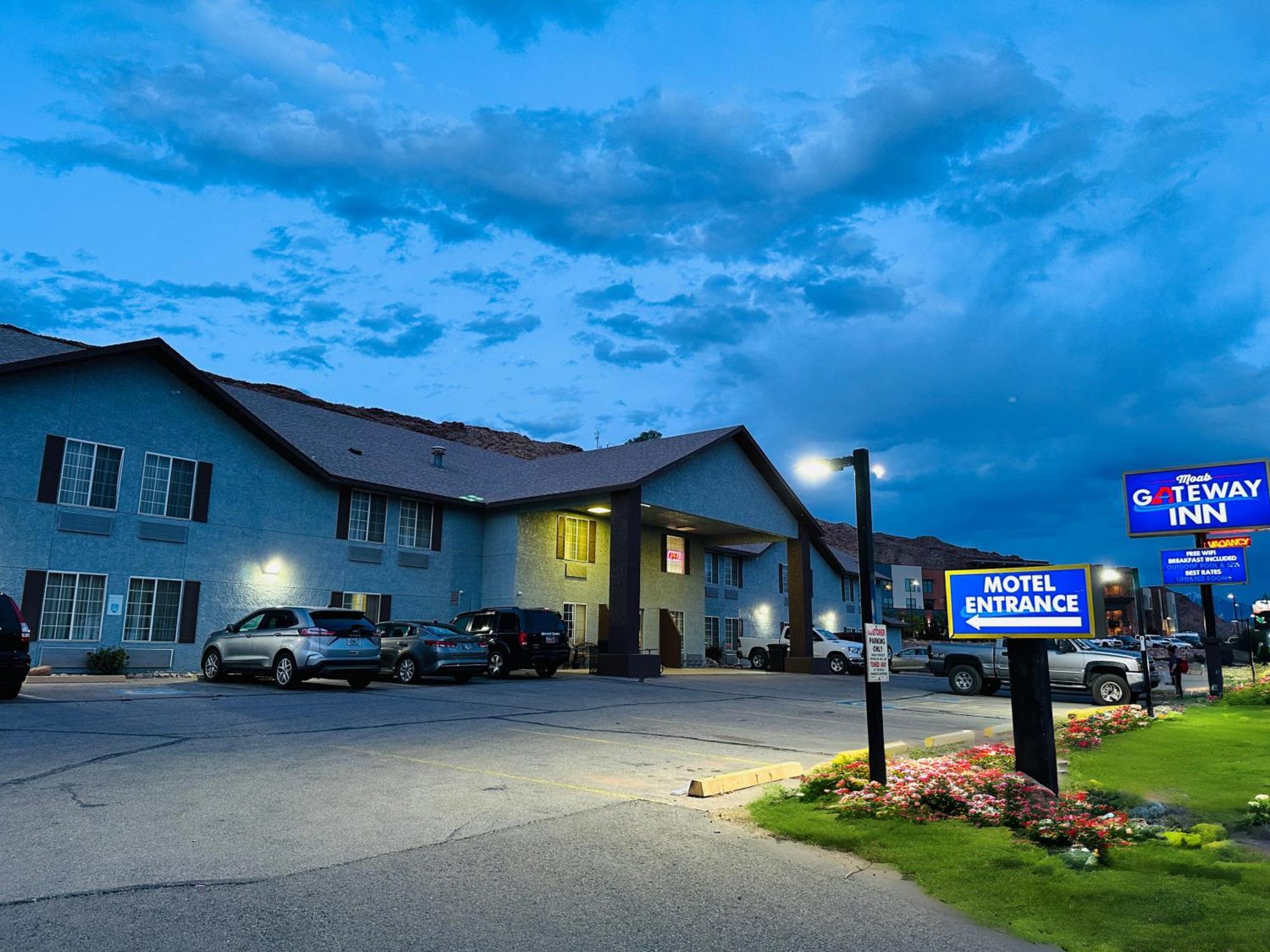 Moab Gateway Inn At Arches Nat'L Park エクステリア 写真